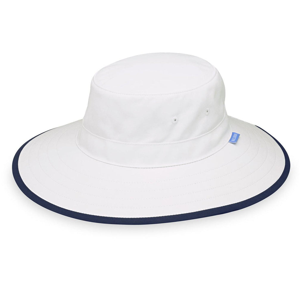Sanitas Hat
