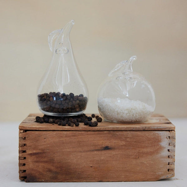 Apple & Pear Shaker Set
