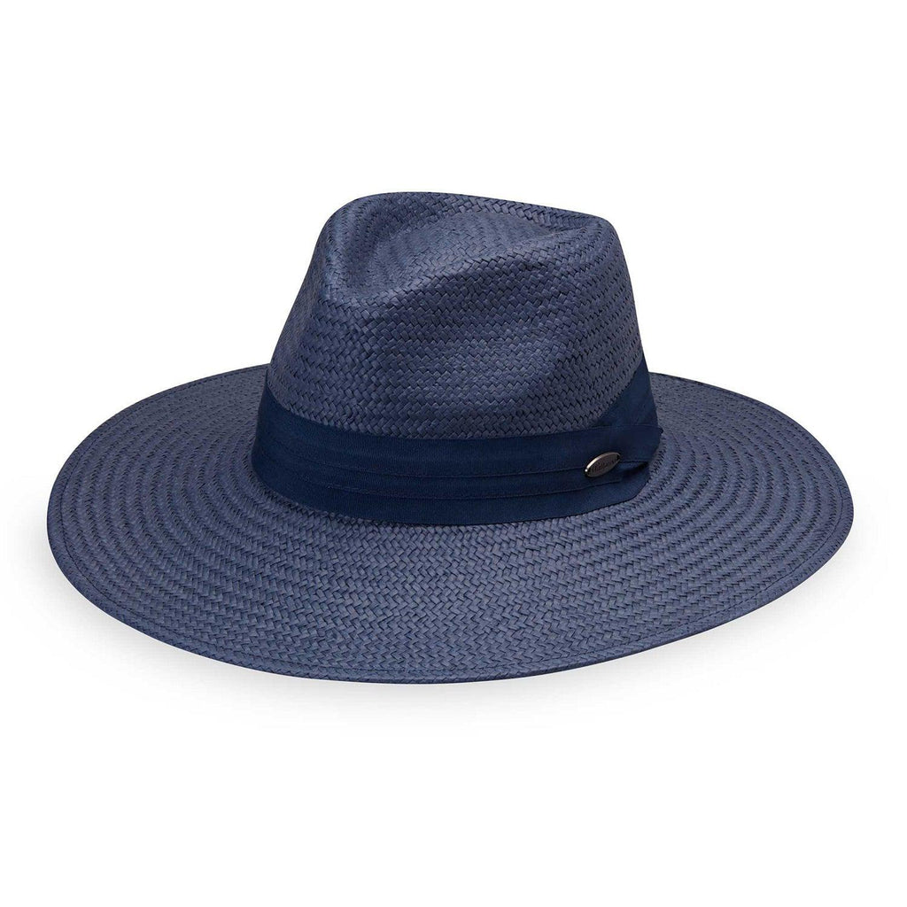 Klara Hat