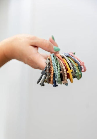 Cutie Cross Bracelet