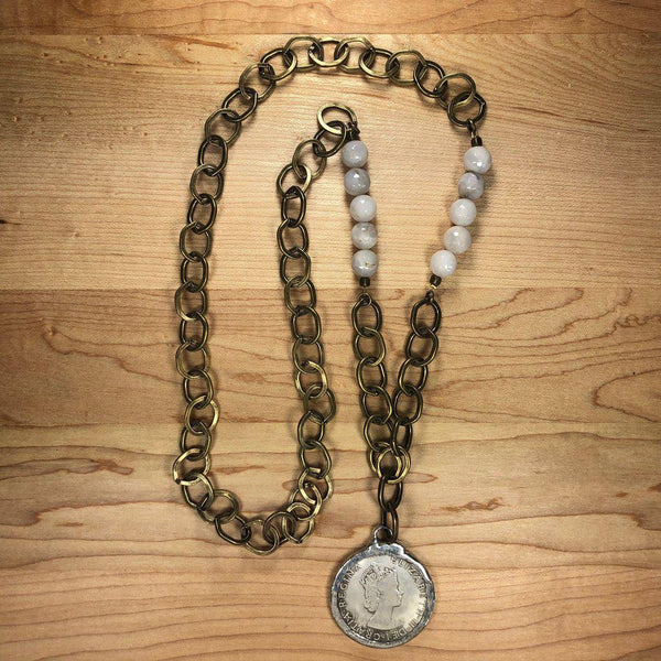 Elizabeth Agate Gold Necklace