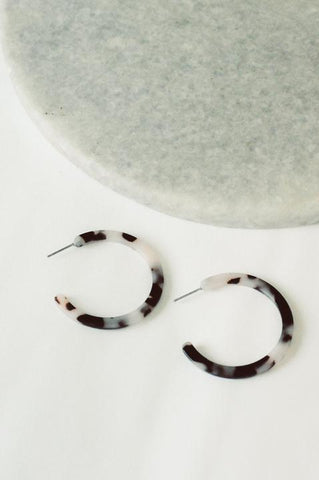 Kourt Pink Tortoise Hoop Earring