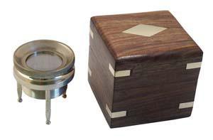 Footed Magnifier