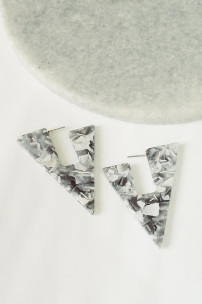 Vera Wide Silver Tortoise Earring