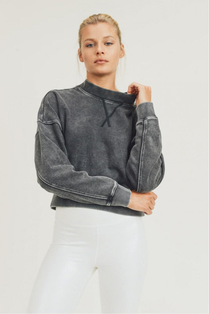Black Crop Pull Top